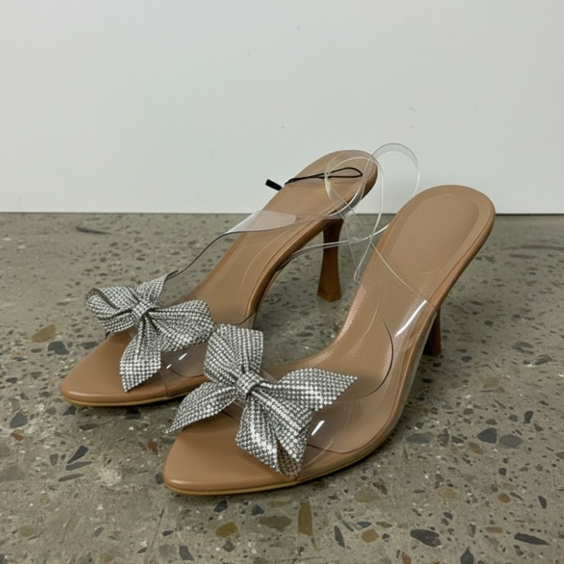 Şeffaf PVC Taşlı Fiyonklu Topu - Jelly Sandal Women incelemesi ve fiyatı